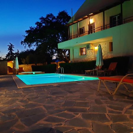 Villa Maragoudi Arménoi Esterno foto