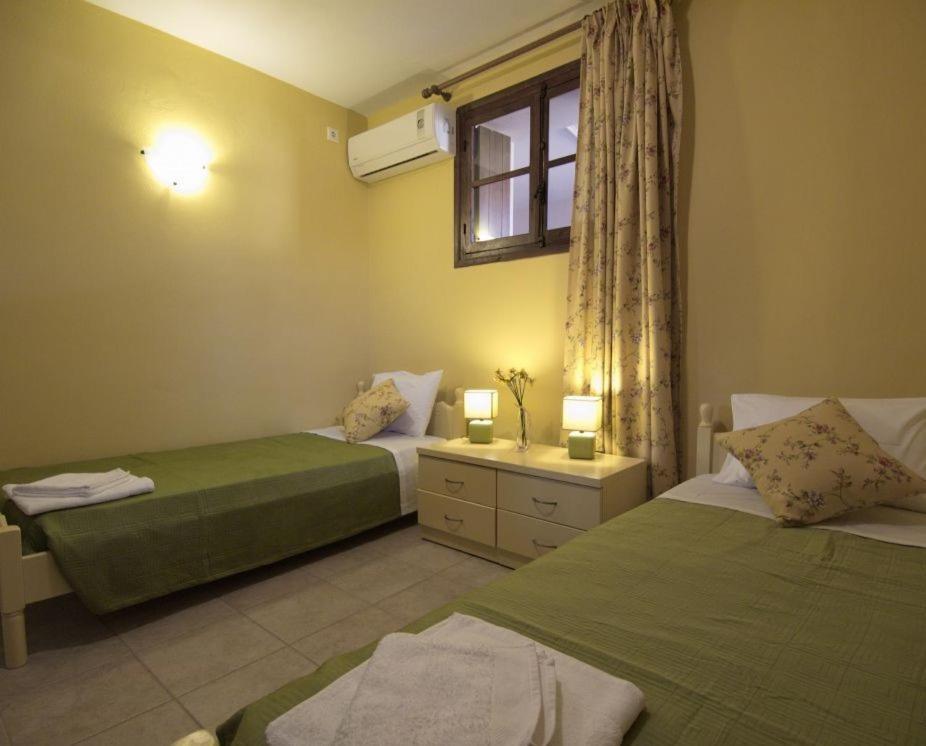 Villa Maragoudi Arménoi Esterno foto